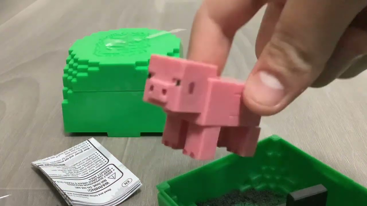 Boule mini verse #leon #roblox #rare #unboxing #pokemoncards #pokémon #gaming #booster 