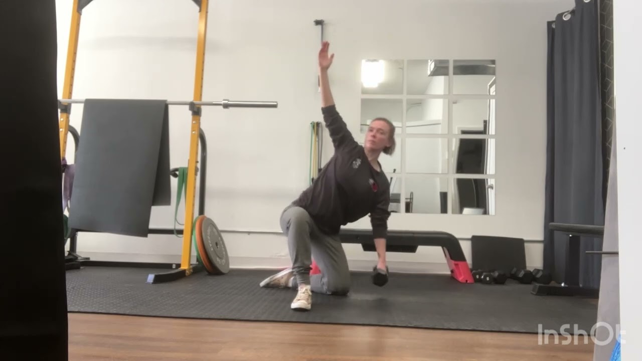 Half Kneeling Oblique Windmills