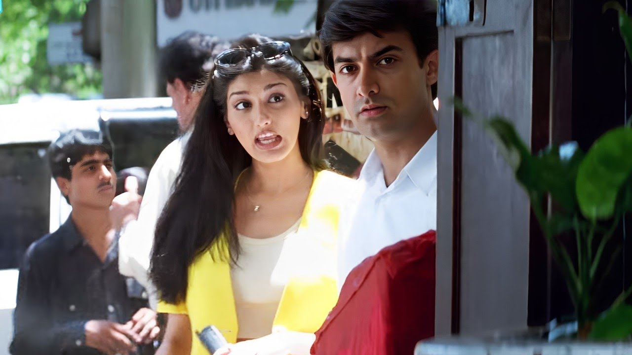 तुम ACP तो कोई एंगल से नहीं लगते हो, फीके कपडे पहनते हो - Sonali Bendre Jabardast Scene - Sarfarosh