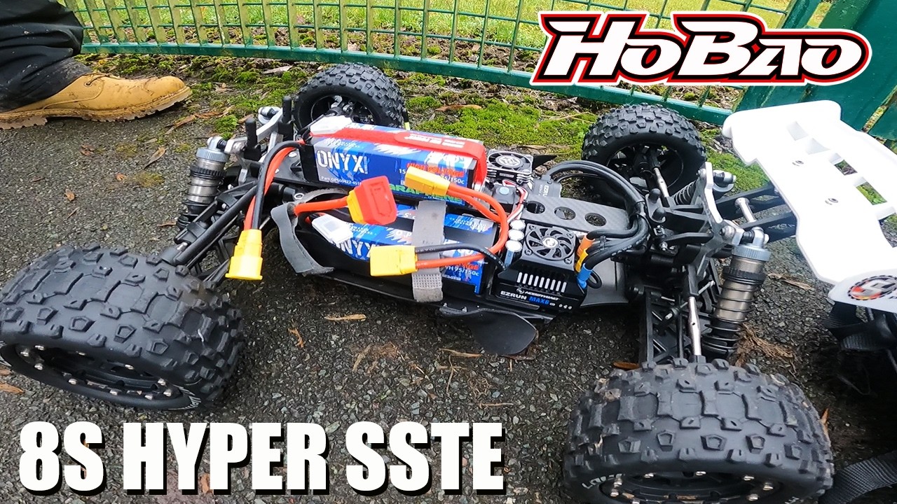 A quick rip with the Hobao Hyper SSTE 8S RC beast!  Unstoppable power Hobbywing Max6 has some torque