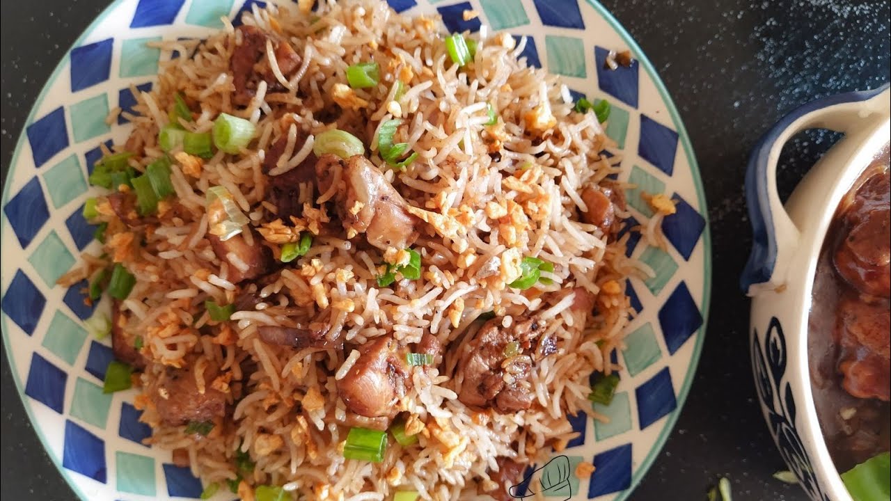 Restaurant Style Burnt Garlic Chicken Fried Rice | Easy Fried Rice | Zulekhas Kitchen Recipes