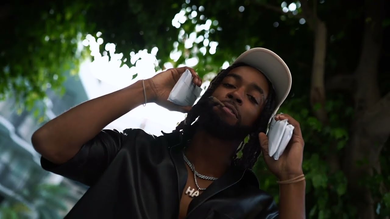 Blocc Ballout - Shake Sum (Official Music Video)