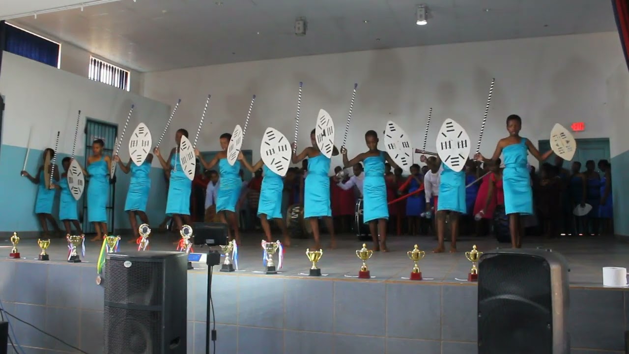umgidi wemakhosazana under 15