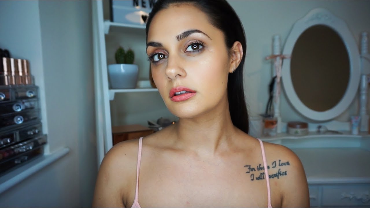 Charlotte Tilbury Hollywood Flawless Filter Review