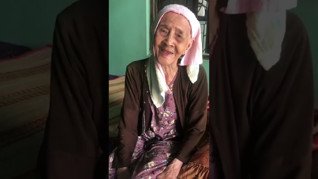 Bà cụ 92 tuổi cụt tay, cụt chân do bị bệnh (Phong) ở Phú Yên 