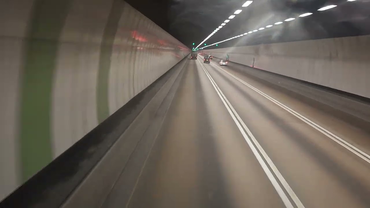 九巴WM8987 68M元朗西大欖隧道