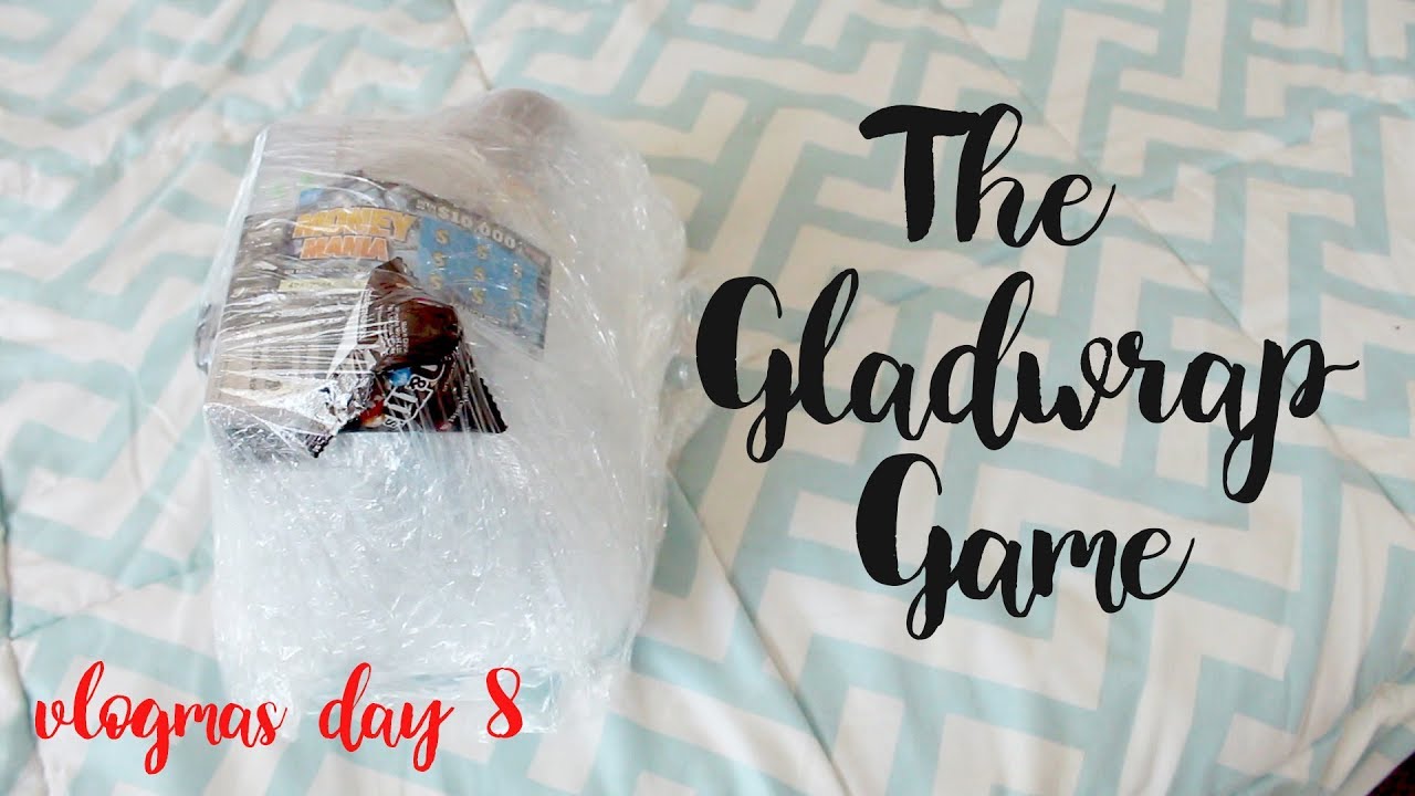 The gladwrap/saran wrap game! | Vlogmas day 9