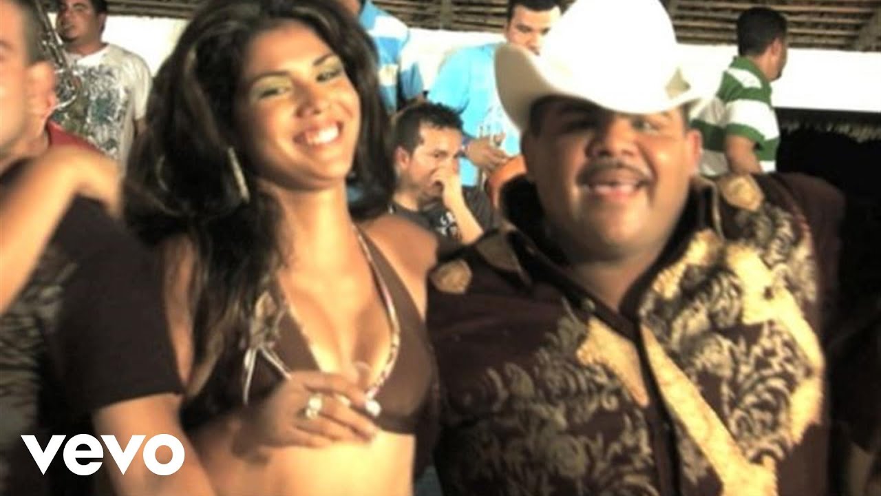 Chuy Liz&aacute;rraga y Su Banda Tierra Sinaloense - Pistear, Pistear, Pistear