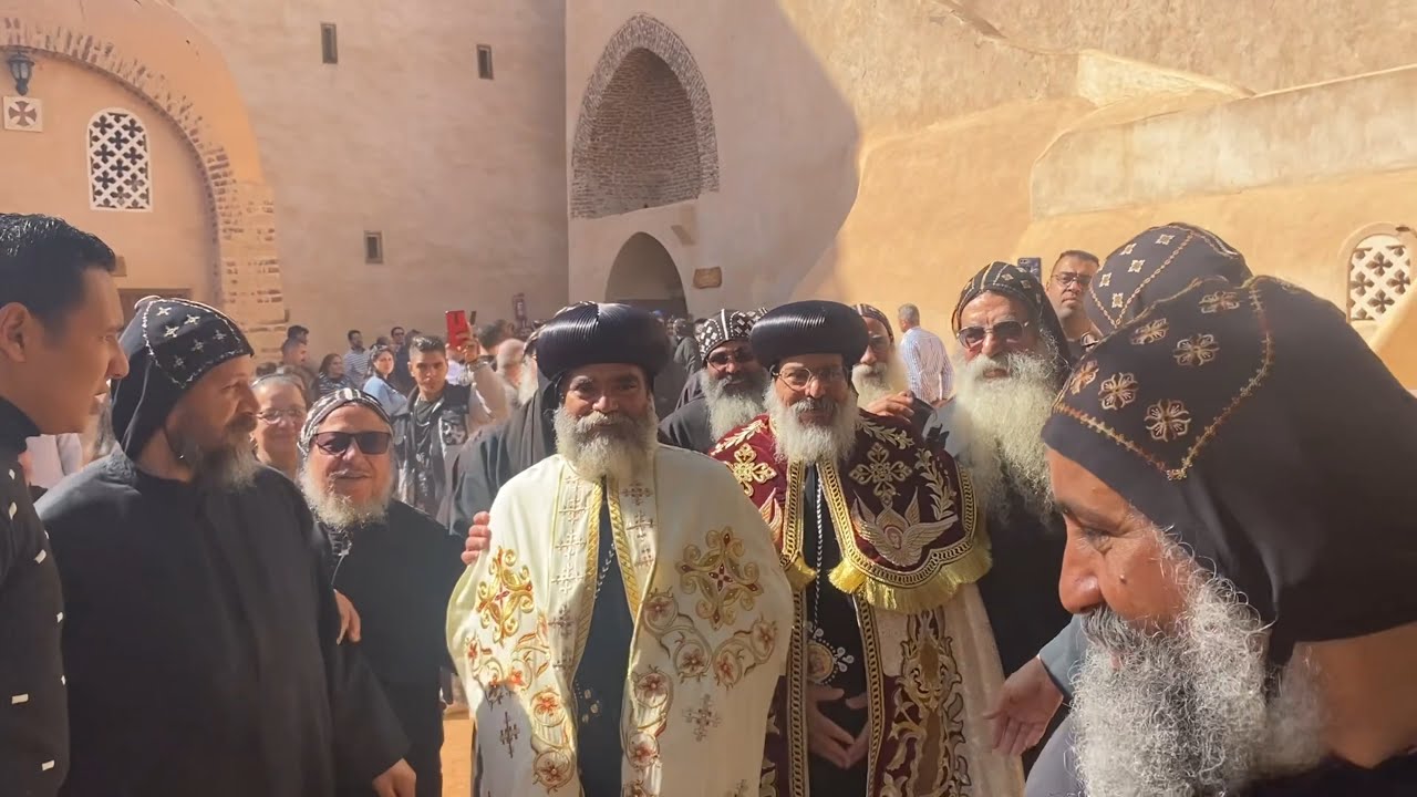 الأنبا متاؤس أسقف دير السريان والآباء الرهبان يستقبلون نيافة الأنبا إقلاديوس ونيافة الأنبا بضابا