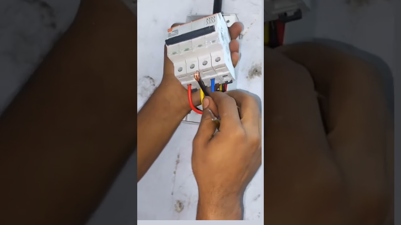 mcb connection,3 fhase mcb connection,3 pole mcb connection,4 pole mcb connection,mcb #sho #youtube