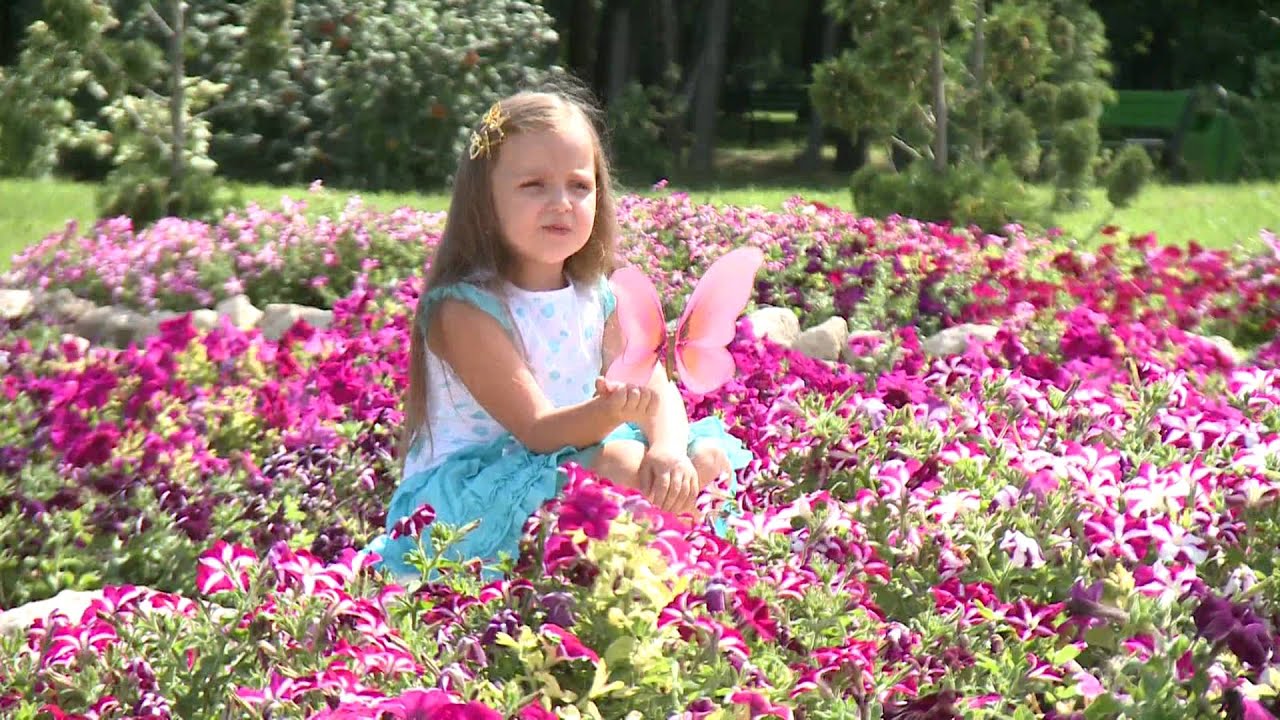 Adelina Tapes   ,,Fluturas,, muzica: Ivan Aculov,text :Tatiana Gribincea