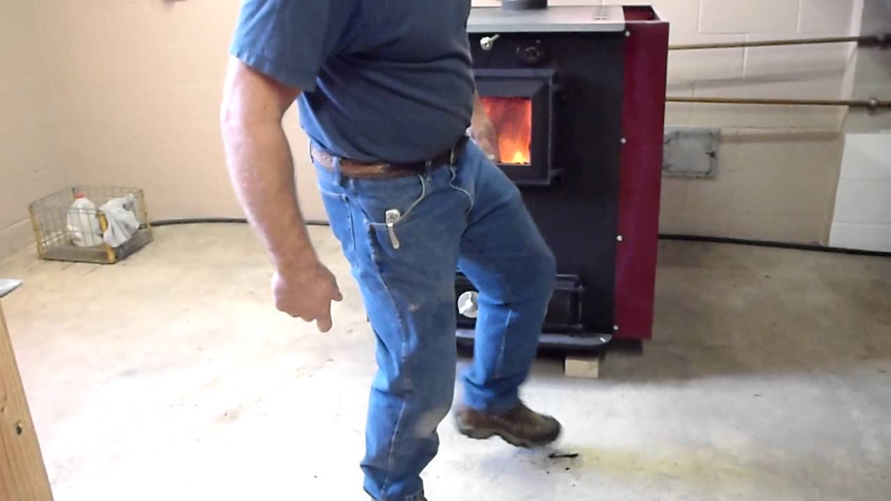 MessickStove.com - (856) 452-3700 - EnergyMAX Extreme 160 Wood & Coal Stove - Starting Fire Part 2
