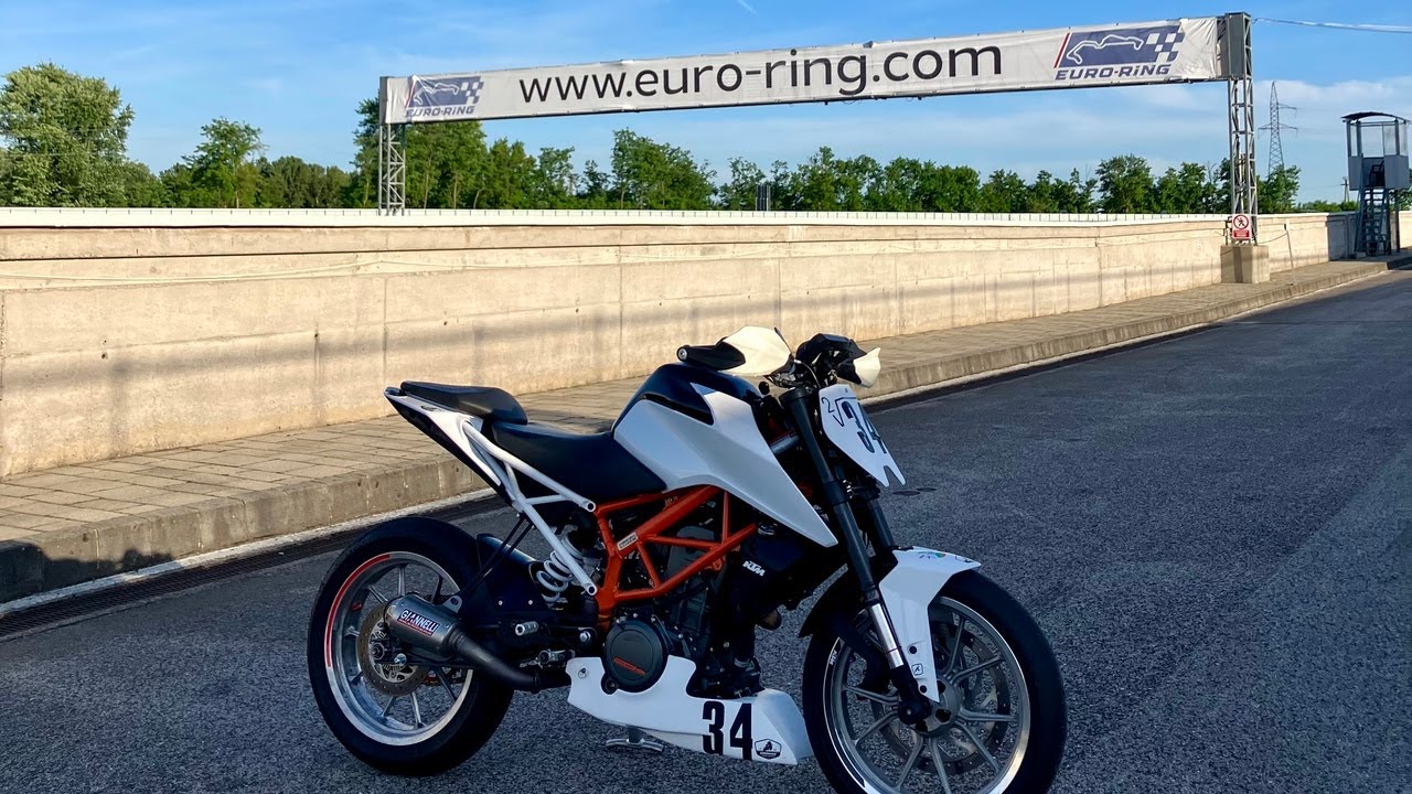 Euroring KTM 390 training