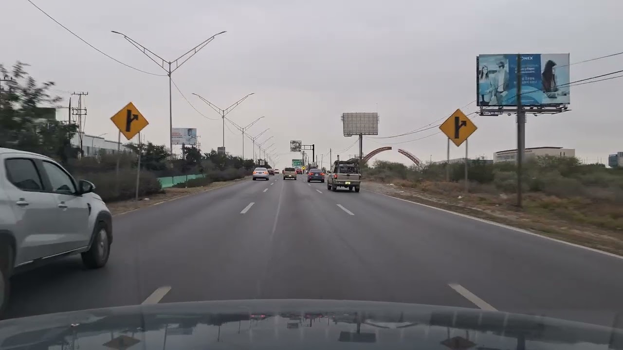 Recorriendo Monterrey NL: Ruta Autopista al Aereopuerto.