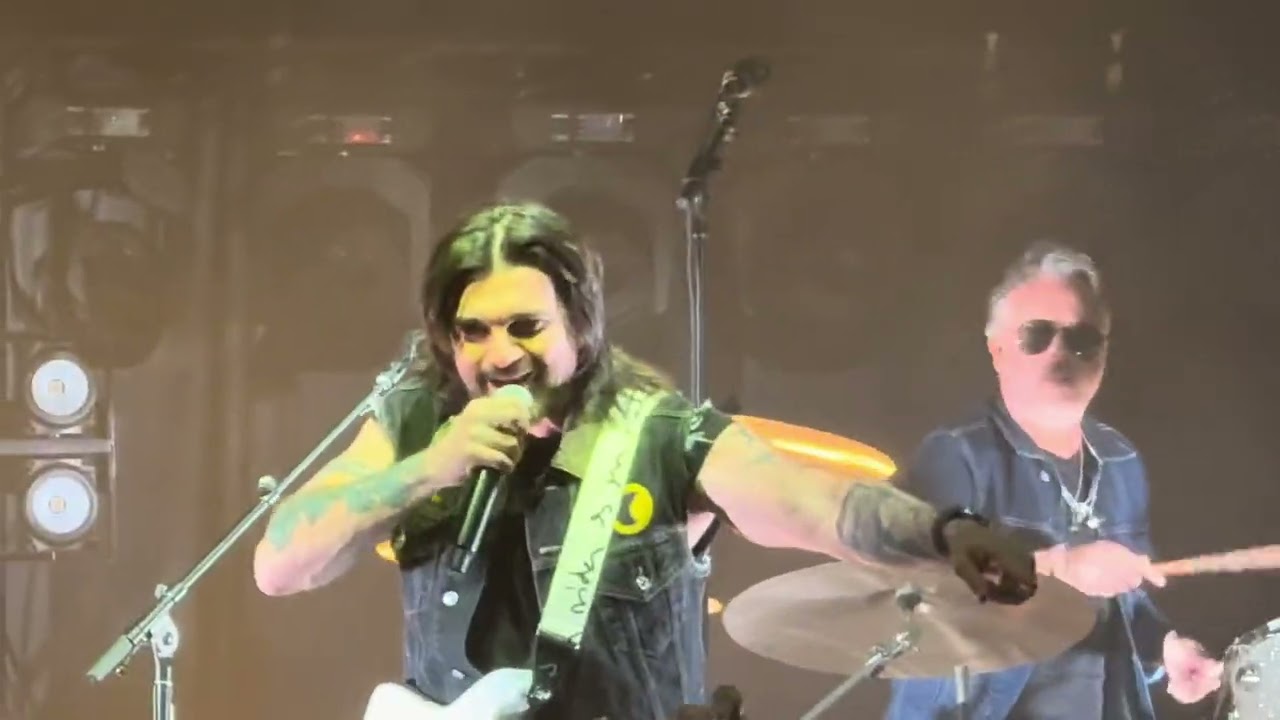 Juanes Tour USA 2024 Uptown Theater Kansas City MO