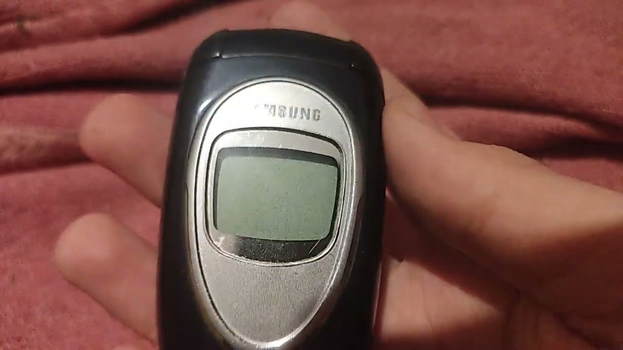 Коробка от телефона Sony Ericsson W810i где я буду хранить аккумуляторы