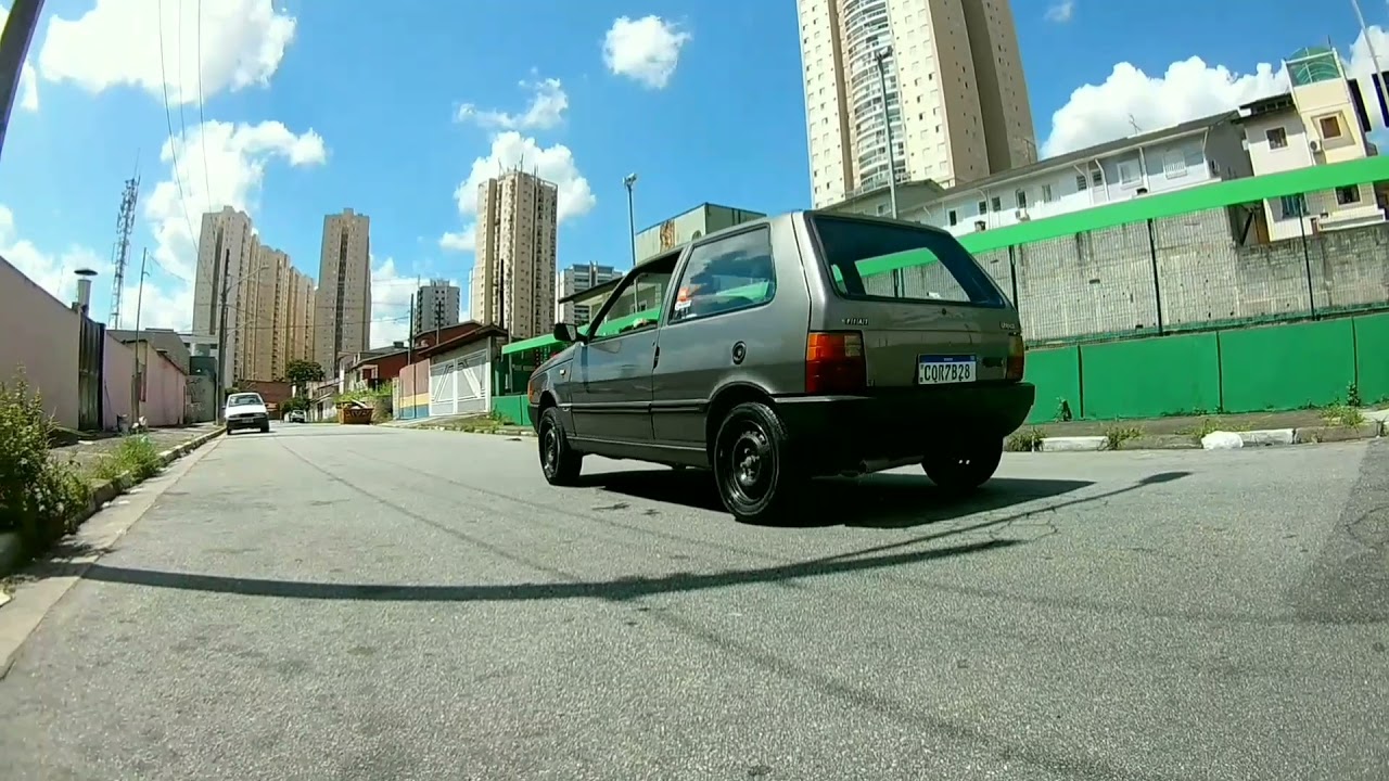 Fiat Uno CS 1.3 a &Aacute;lcool 1989. Muito divertido!!