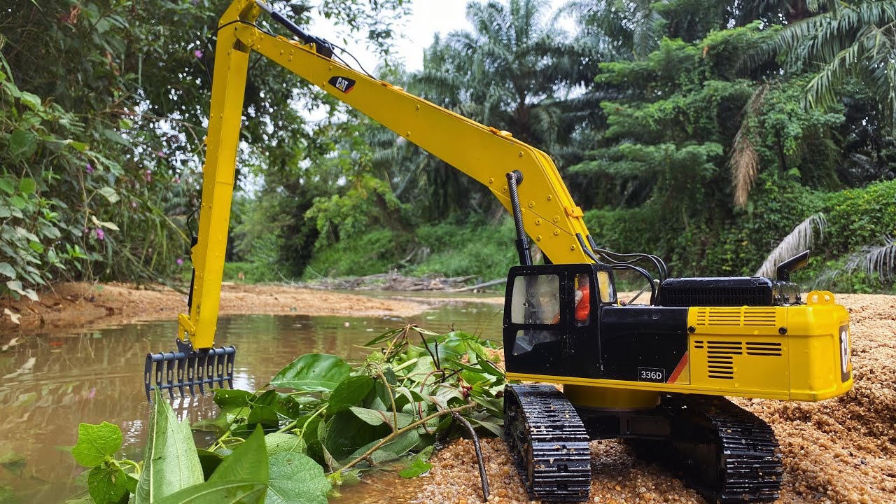 Strong Scale 1/16 : RC Excavator CAT 336D Long Arm/Reach Cleaning The River