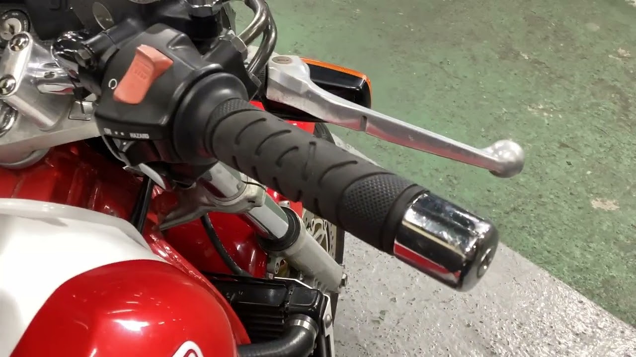 CB1300SF ビッグネイキッドの定番！乗りやすい優等生バイクです！【エンジン始動動画】