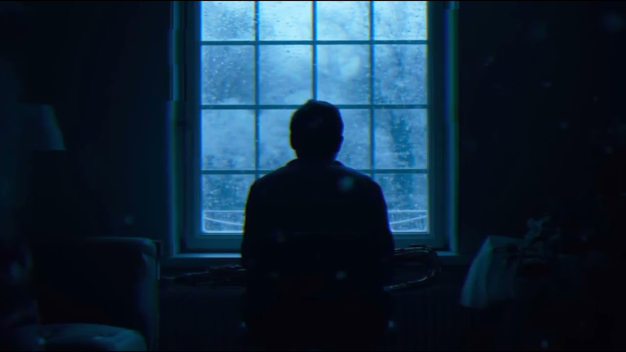 Blue Hours Don’t End – Young Harvest | Chill House #bluehours #latenightvibes #midnightmusic #moody