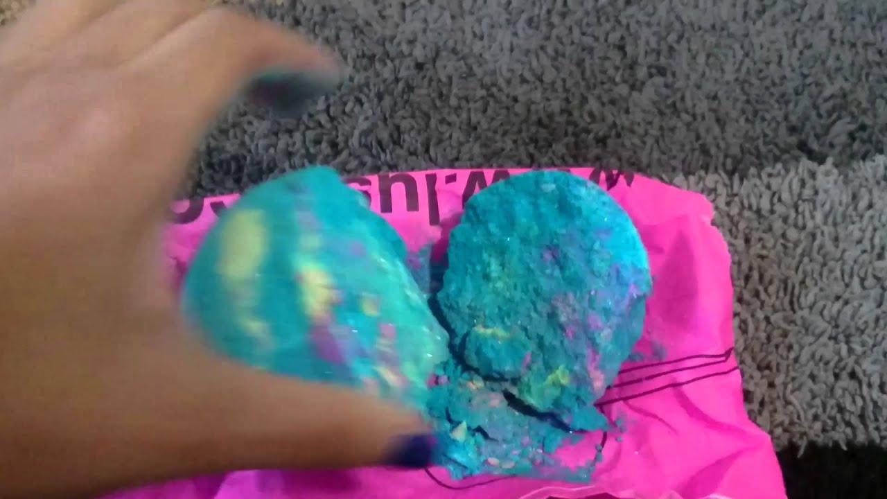 INTERGALACTIC- BOMBA DA BAGNO-LUSH