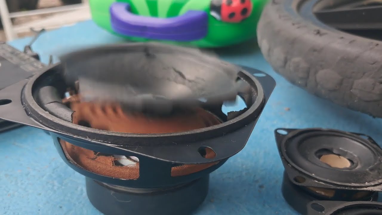 2/2 of my old videos | Speaker Blowout Fail