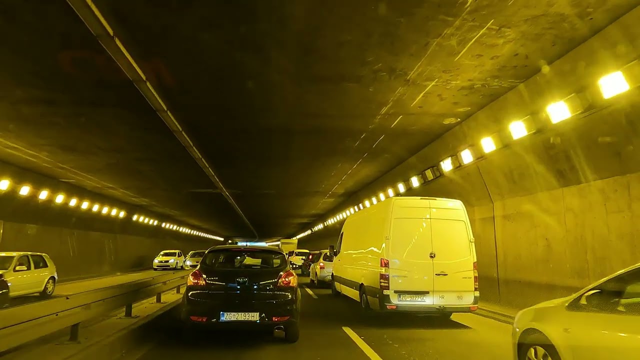 DRIVE 4K ZAGREB CROATIA 59