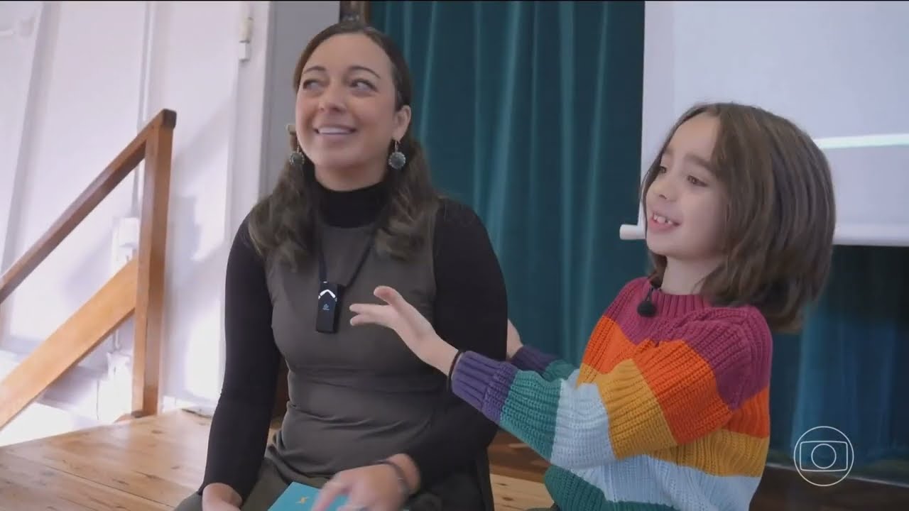 Cecília Malan - Menino que vive com transtorno do espectro autista escreve livro com ajuda da mãe