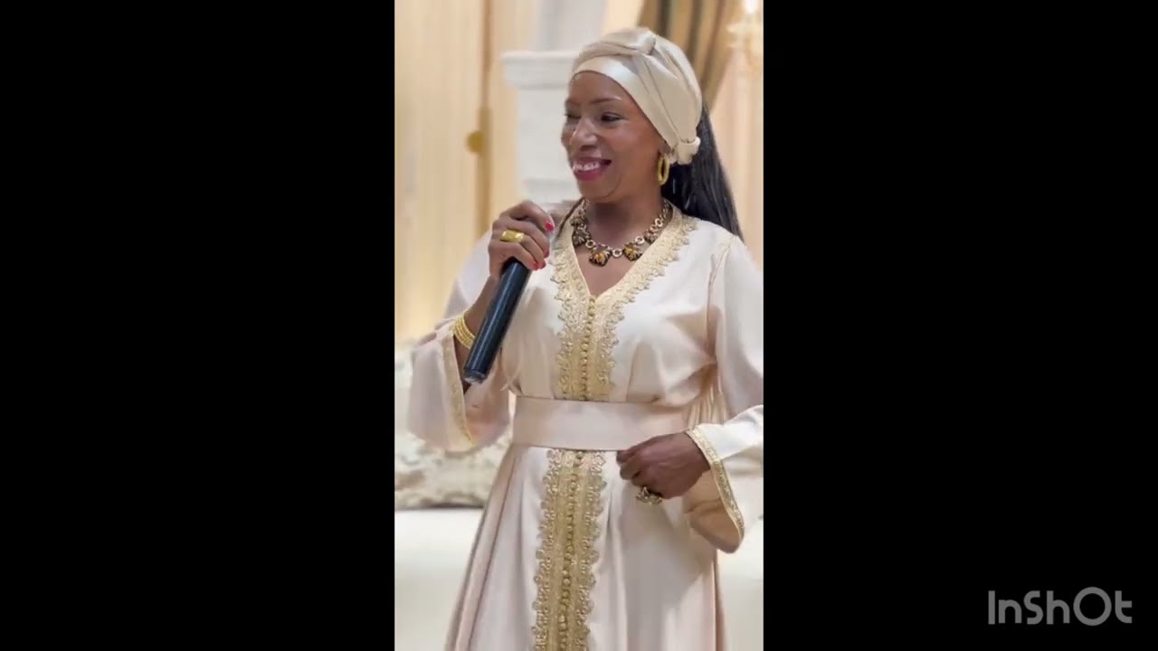 ترند الشيخة فاطمة عمارية (نكملو الصحراء والبلاد الرمل. يالليل طوال هاما هاما )