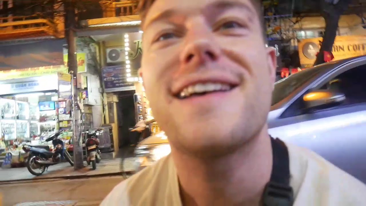 GuyTV VOL 26: Vietnam HANOI OI OI