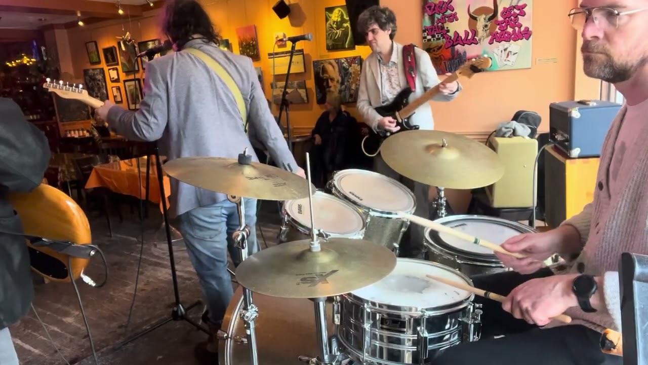 Love in Vain (Amor en Vano), LIVE at Roo’s Blues Jam