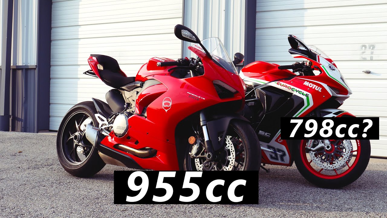 Oddball Italian Superbike Shootout! Ducati Panigale V2 vs MV Agusta F3 800 RC
