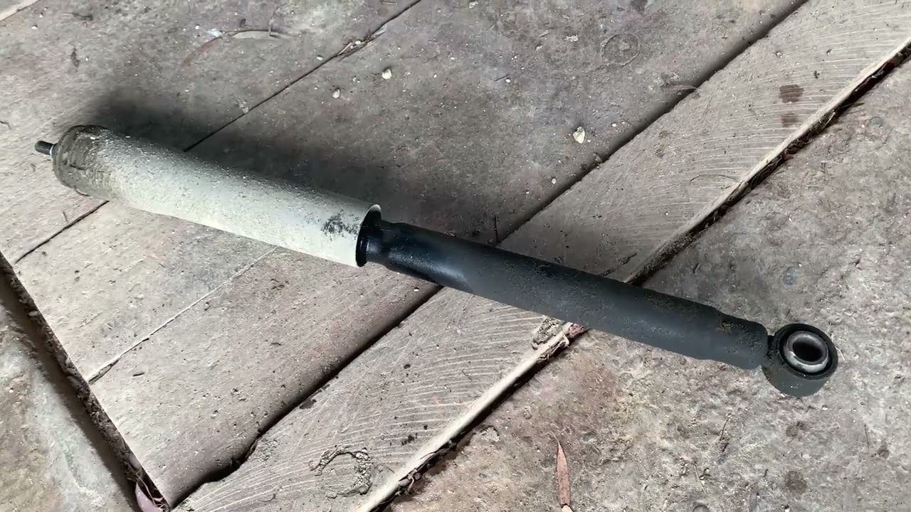 Toyota Estima 2001 ACR30 Rear Shock Absorber Replace
