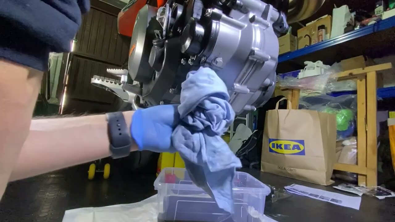 CAMBIO OLIO KTM 690 2023 SEGUENDO PASSO PASSO IL MANUALE