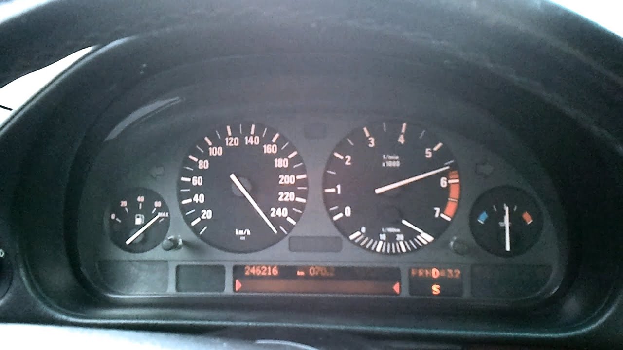 BMW 750i (E38) 0-220 km/h (0-135 mph) acceleration & top speed