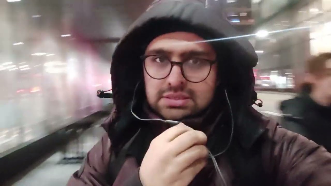 Part-time Jobs in Montreal | Types of Part time jobs students do | Canada | Queb