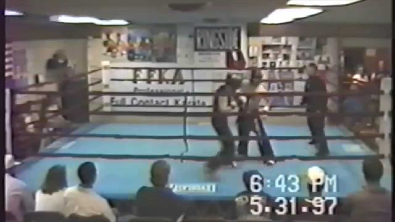 Tom "The Phenom" Poey Fight Career