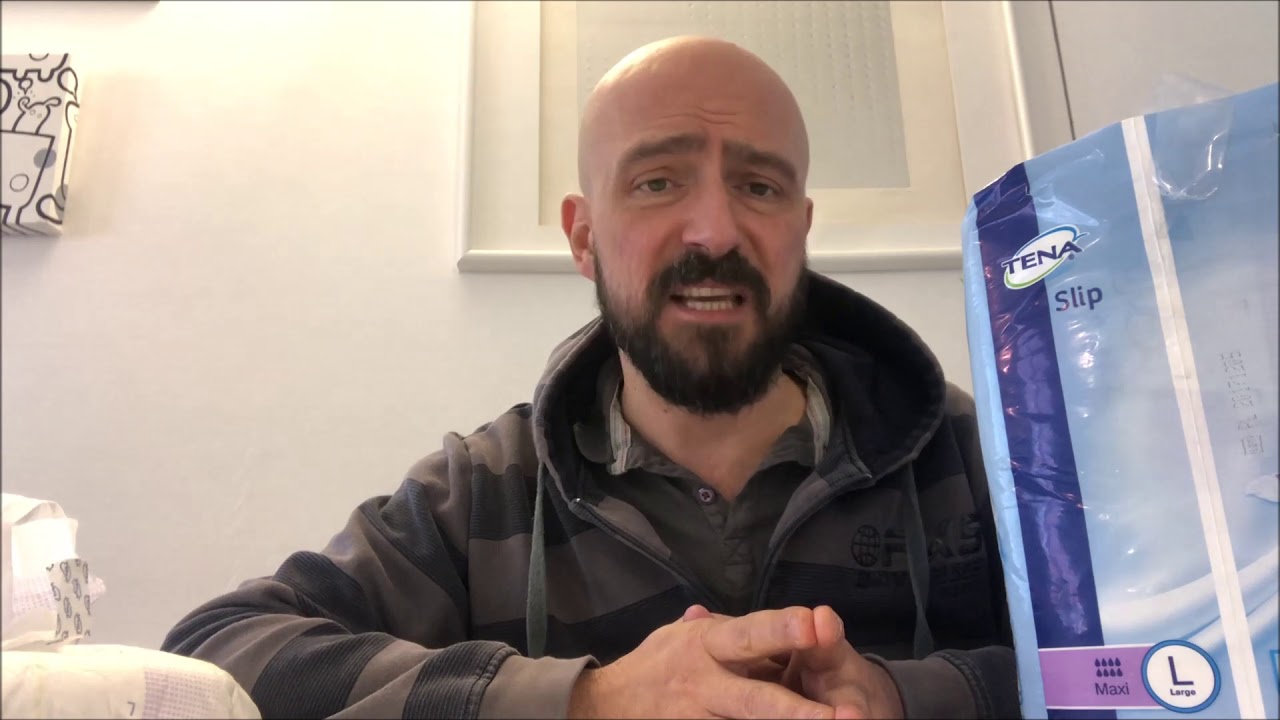 Confronto tra due  pannoloni per anziani  
