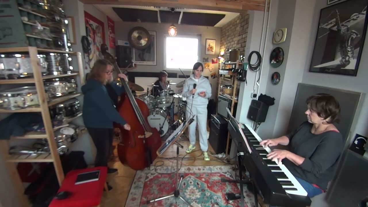 Why i am treated so bad - Cover by simina &band (Christiane Eva Kerstin )