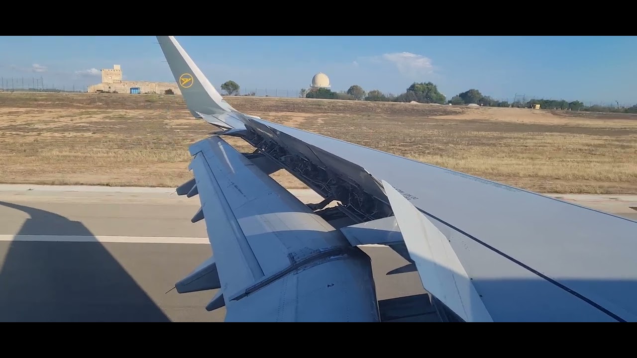 Condor D-ATCC Landing at Palma de Mallorca (LEPA) Runway 24L