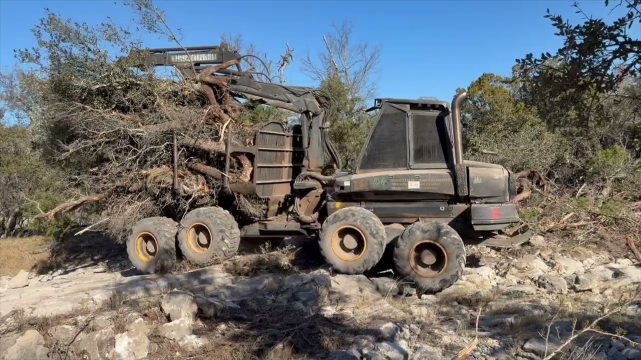 PONSSE WISENT forwarder