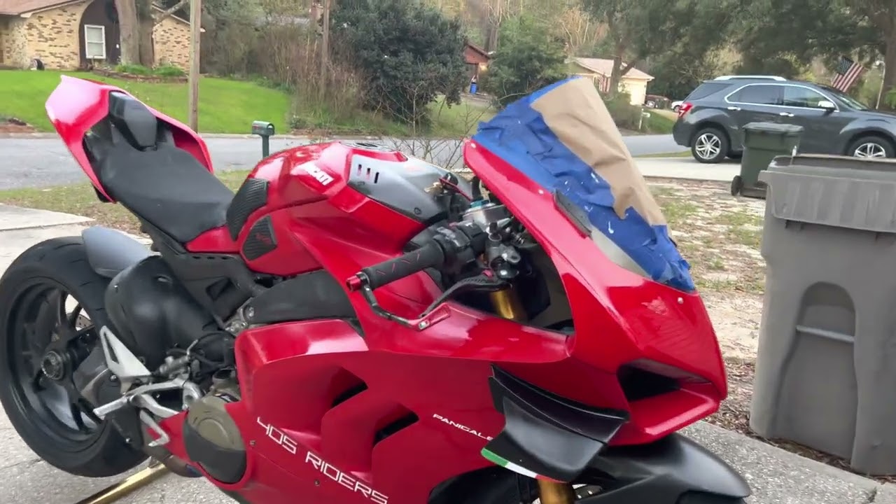 Ducati Touch-Up Paint! Exact Match on all Ducati! Rosso Panigale V4s