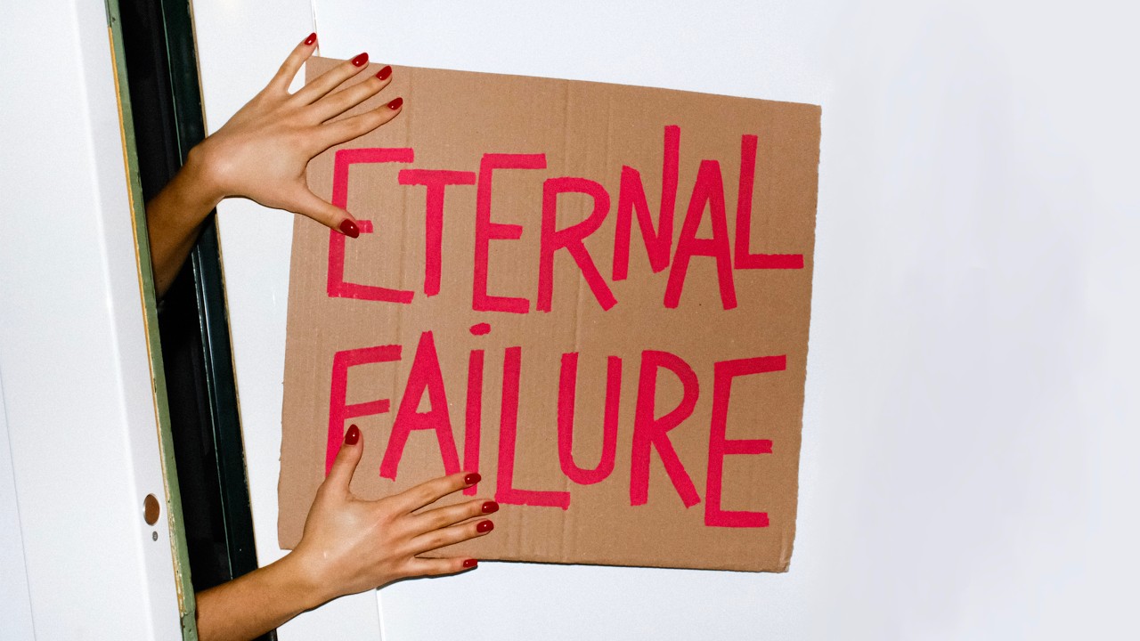 Noa Milee - Eternal Failure (Official Video)