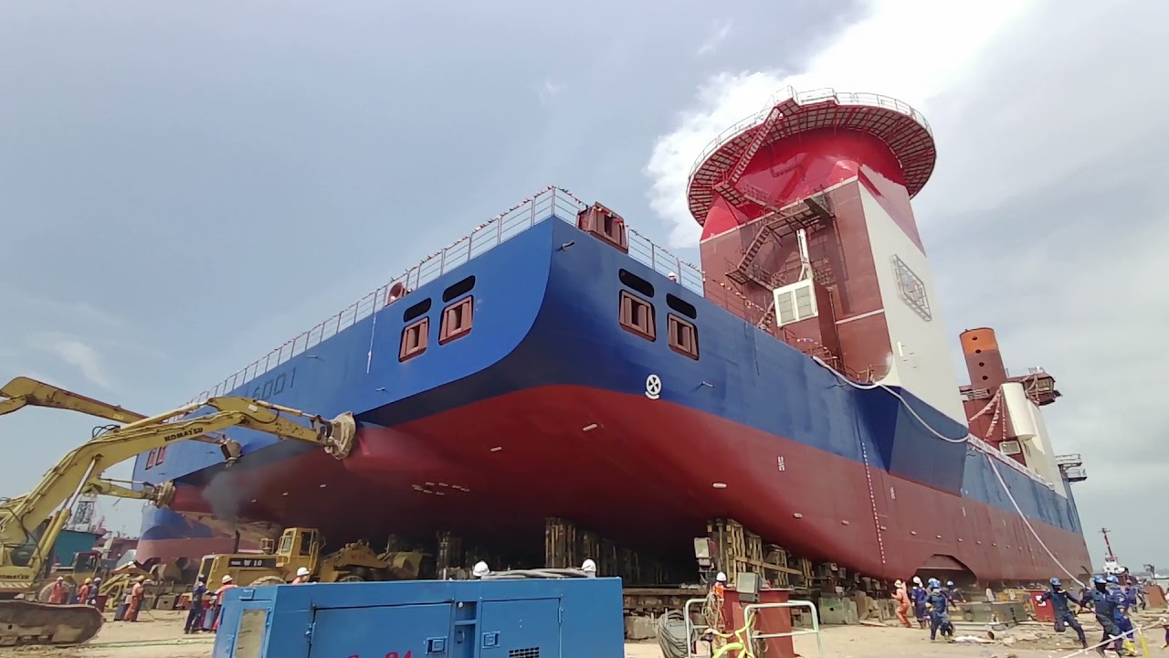 G8050 - GustoMSC Self Elevating Platform GJ-9800C Vessel Launching