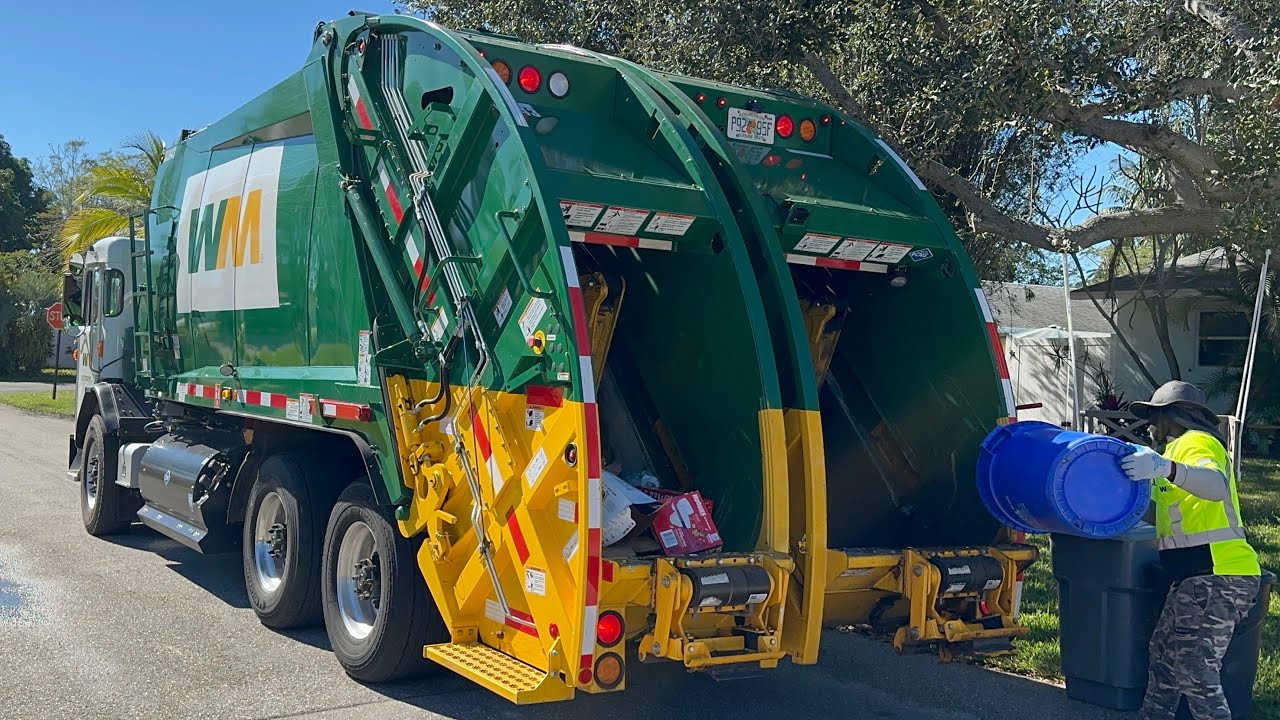 Brand New WM Pete 520 Split McNeilus Rear Loader Garbage Truck