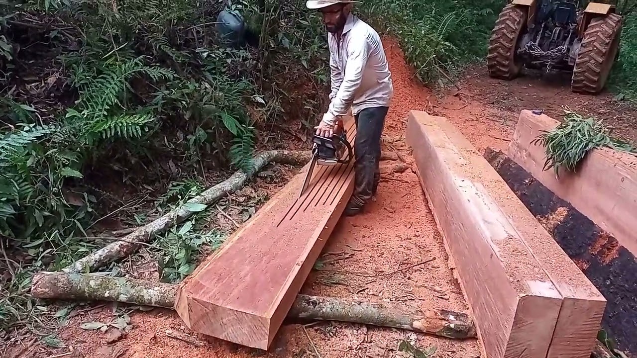 Agora é só serra as tábuas .