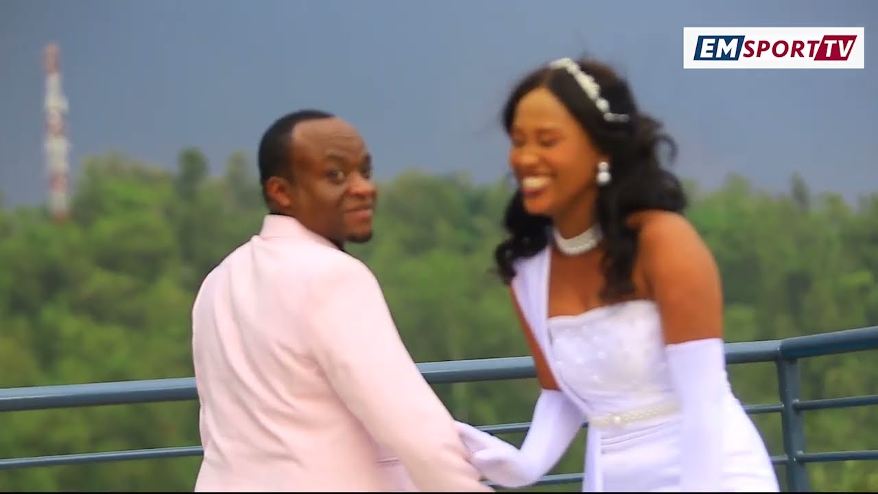 YOO! MBEGA IMITOMA WEE! KWIHANGANA BIRANZE AT'AMARIRA! NYUMA YAMAGAMBO RUJUGIRO AMUBWIYE IMBERE YACU
