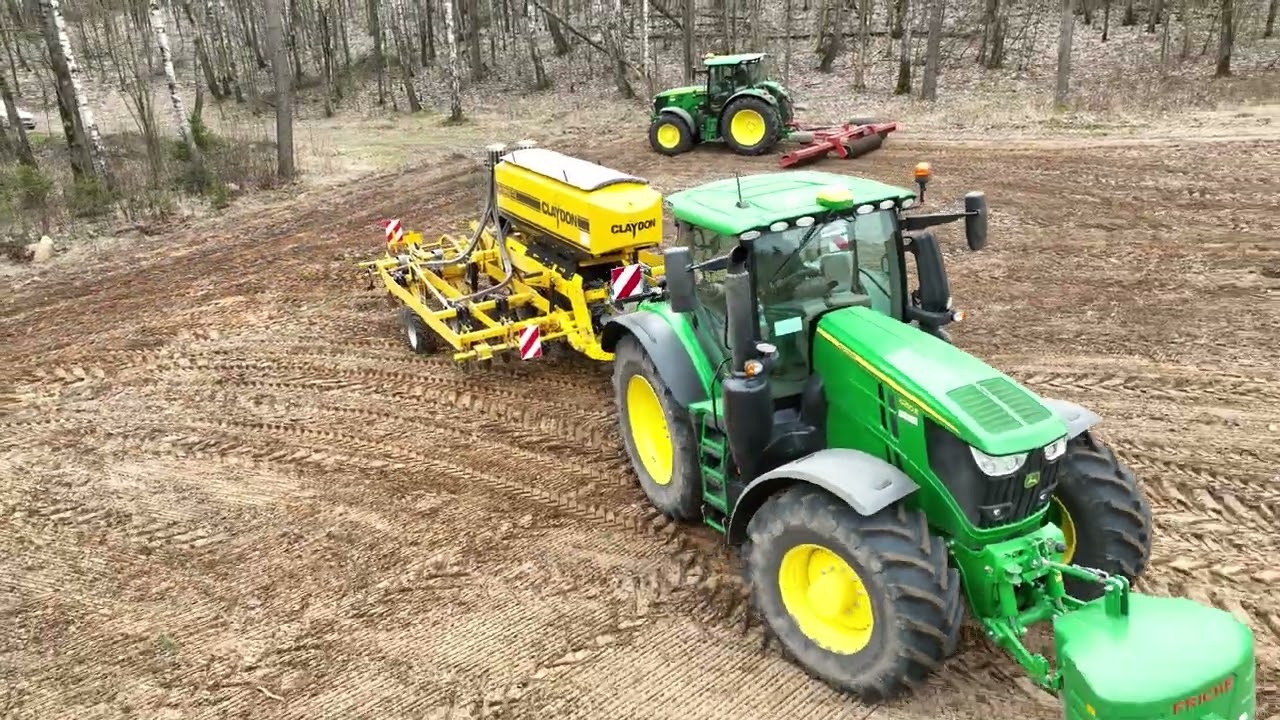 Testy CLEYDON HYBRID T4 John Deere 6250R, siejemy owies siewnikiem do uprawy pasowej w orkę