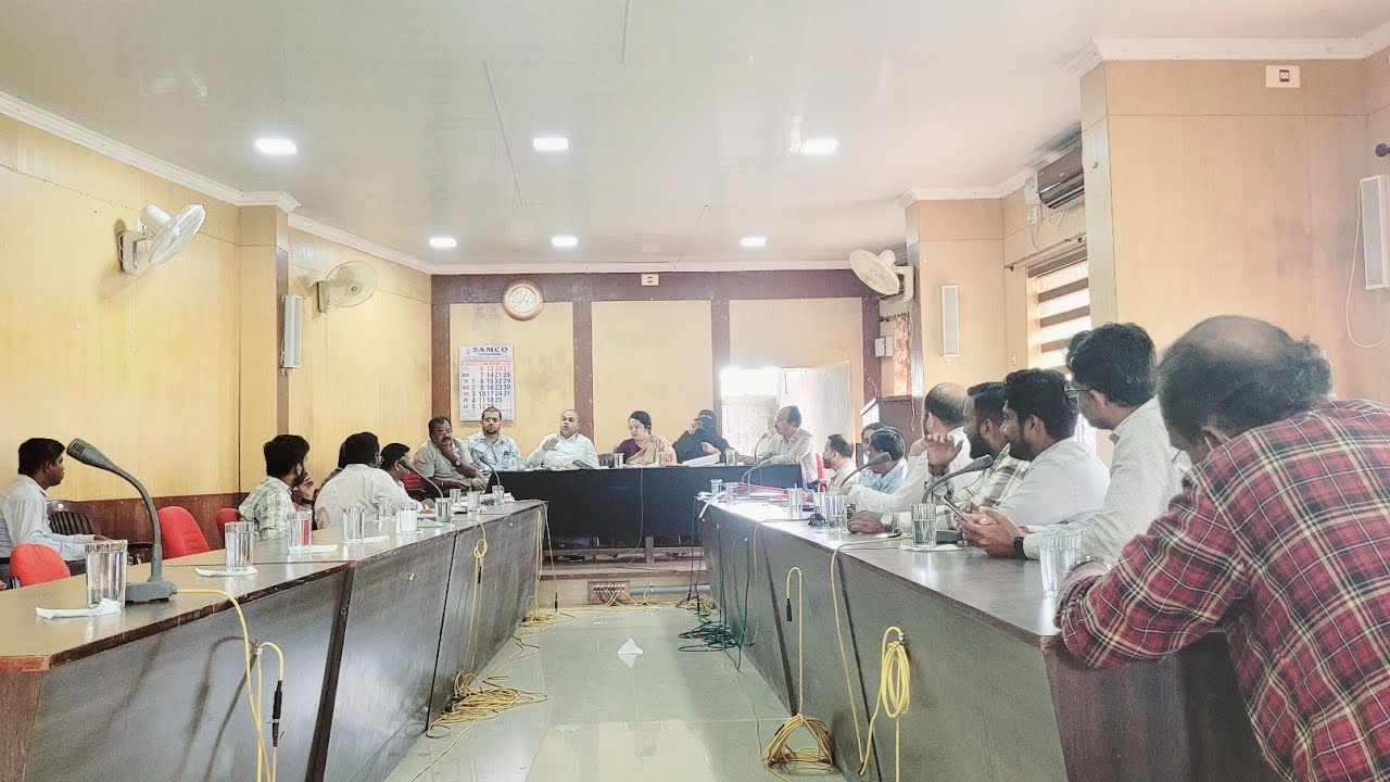 meeting  chaired by Stella Varghese, P D Uttara Kannada District Urban Development Cell