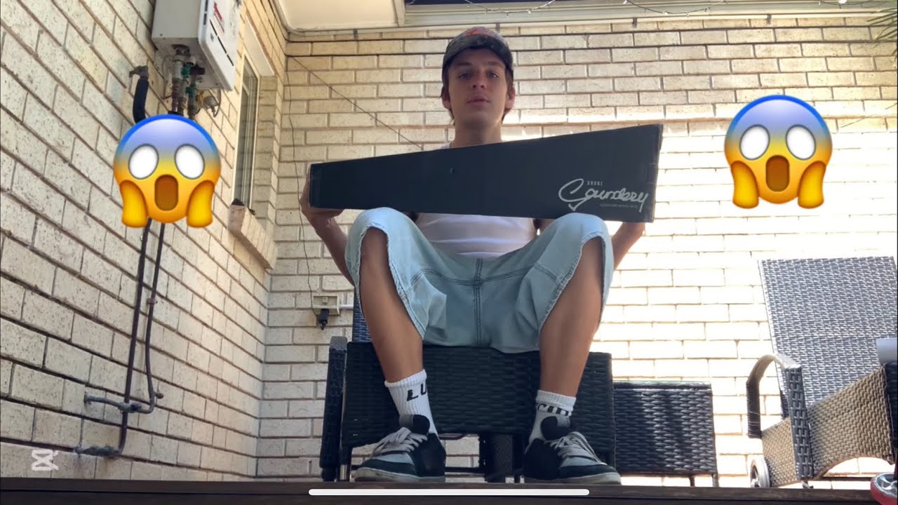 UNBOXING THE DRONE SAUNDEZY SIGNATURE DECK!
